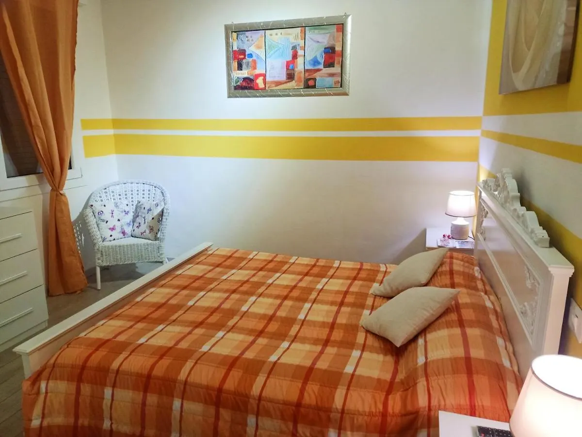 The 727 Sottomarina Apartment
